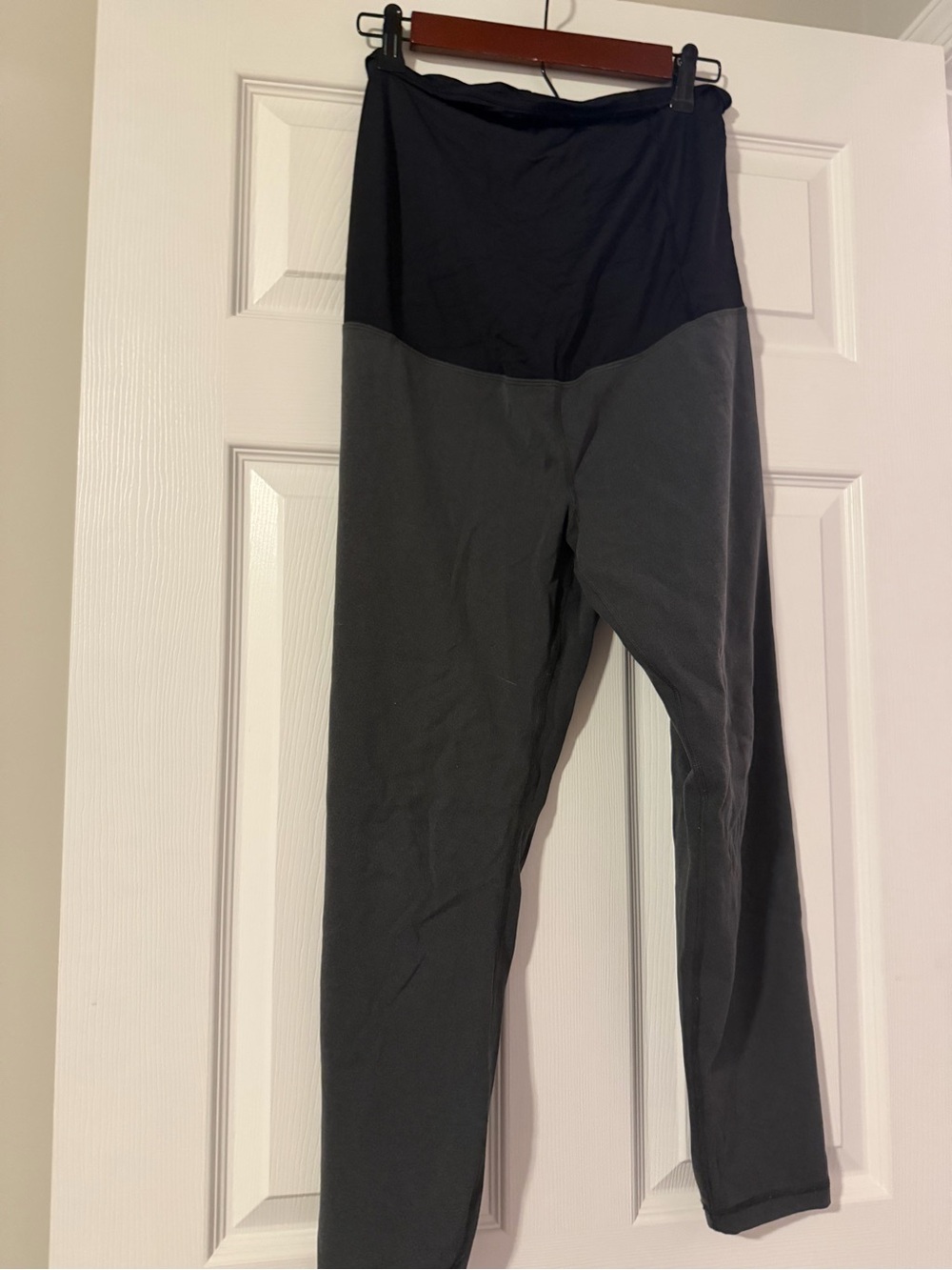 Isabel Gray Maternity stretch leggings Size XL